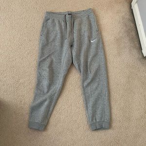 Nike men’s jogger